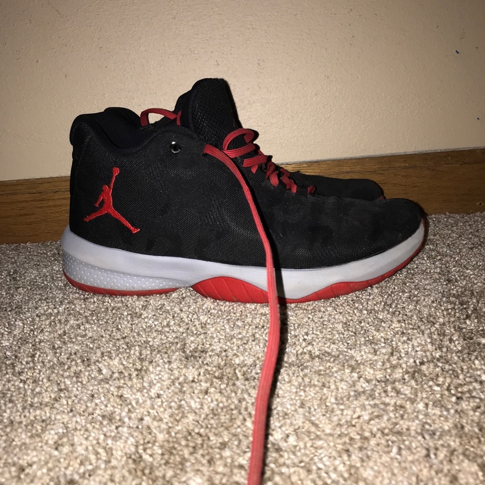 Nike Jordan shoes - Picture 2 of 6